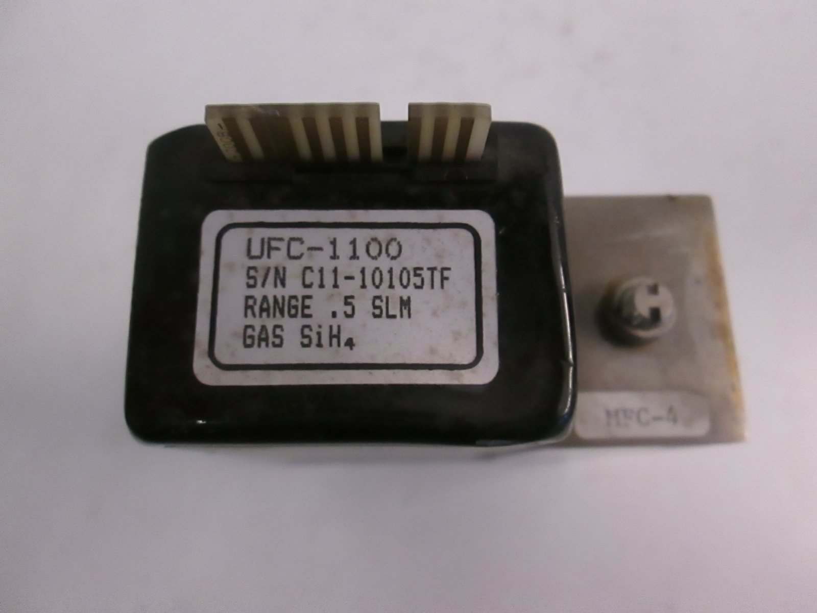 Unit UFC-1100 Mass Flow Controller, SiH4, .5 SLM, Used