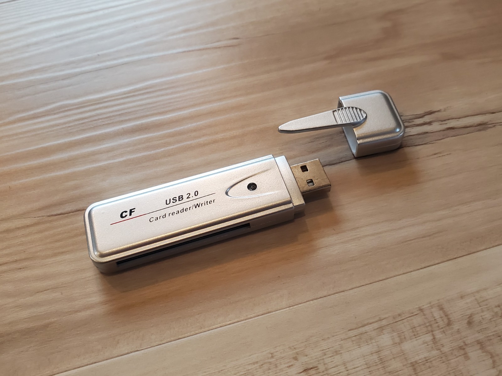 CF USB 2.0 Card Reader & Writer - YX-RWC01-B - Rare Vintage