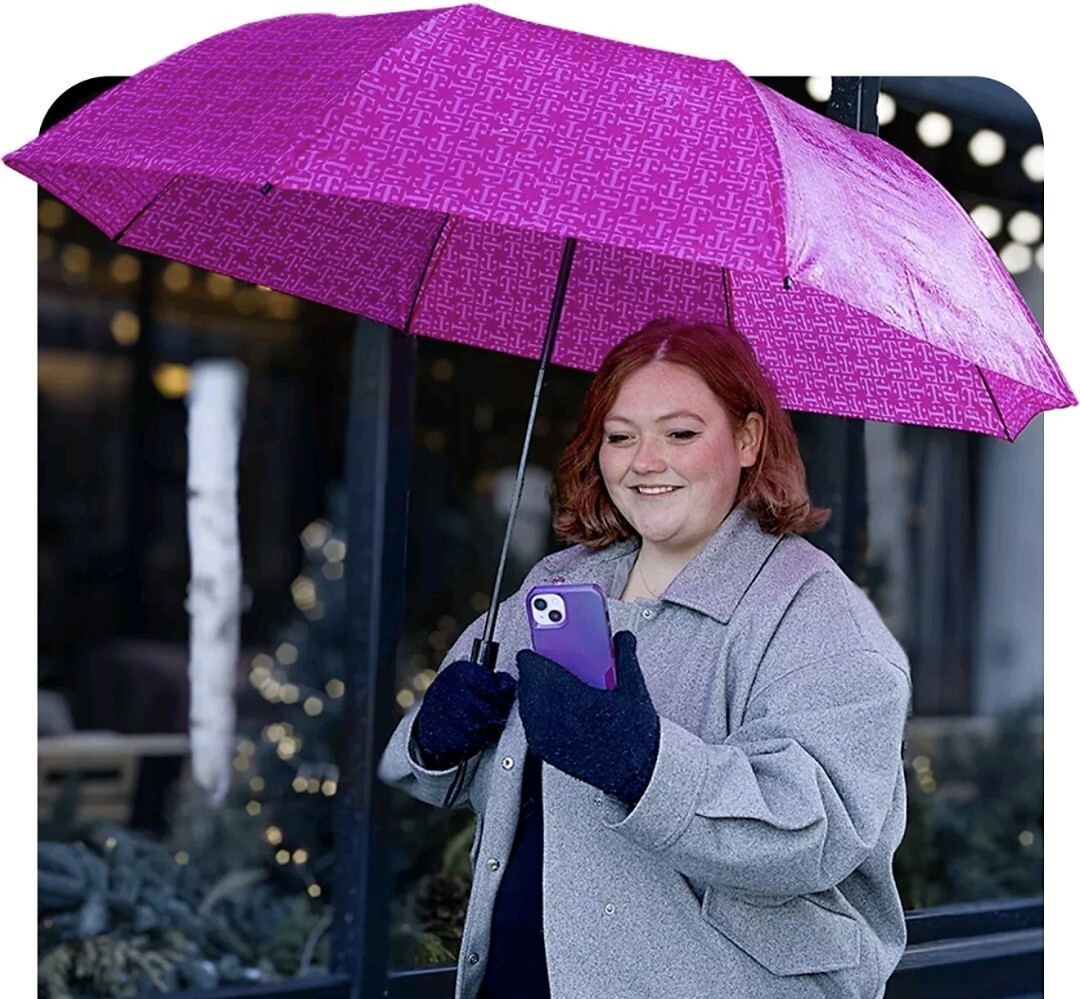 T-Mobile Umbrella Magenta limited edition New Never Used!