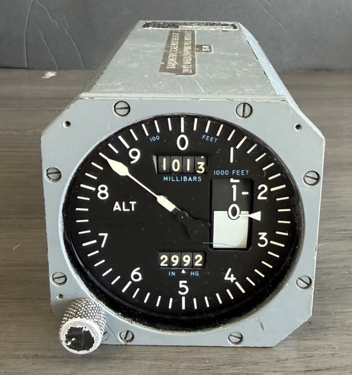 Vintage Kollsman Aircraft Altimeter –1000 to 50,000 ft Pressure P/N: B4361710001