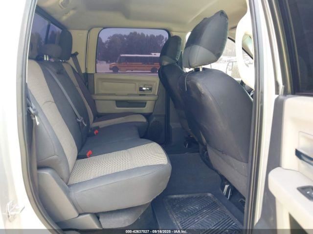 TDODR2500 2011 Glove Box 4921594