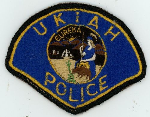 CALIFORNIA CA UKIAH POLICE NICE SHOULDER PATCH SHERIFF