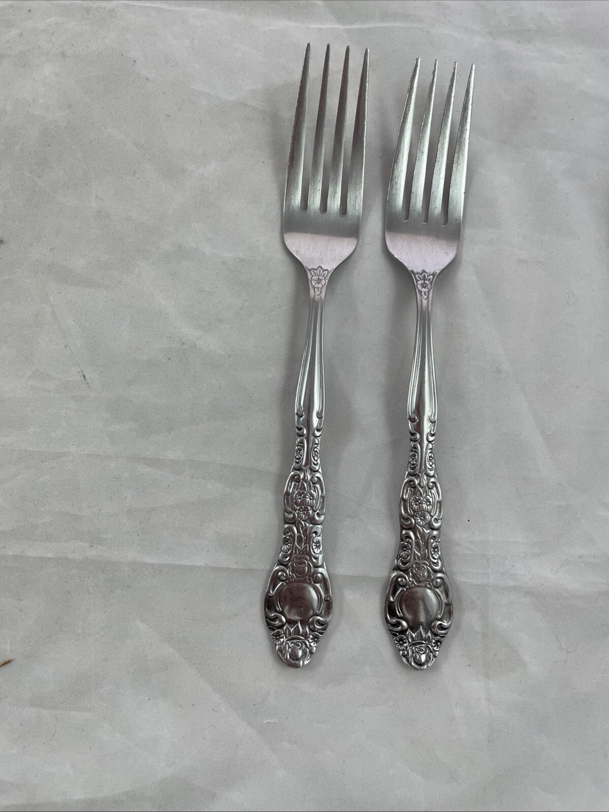 INS 154 - INTERNATIONAL Stainless Korea - Silverware / Flatware - CHOICE