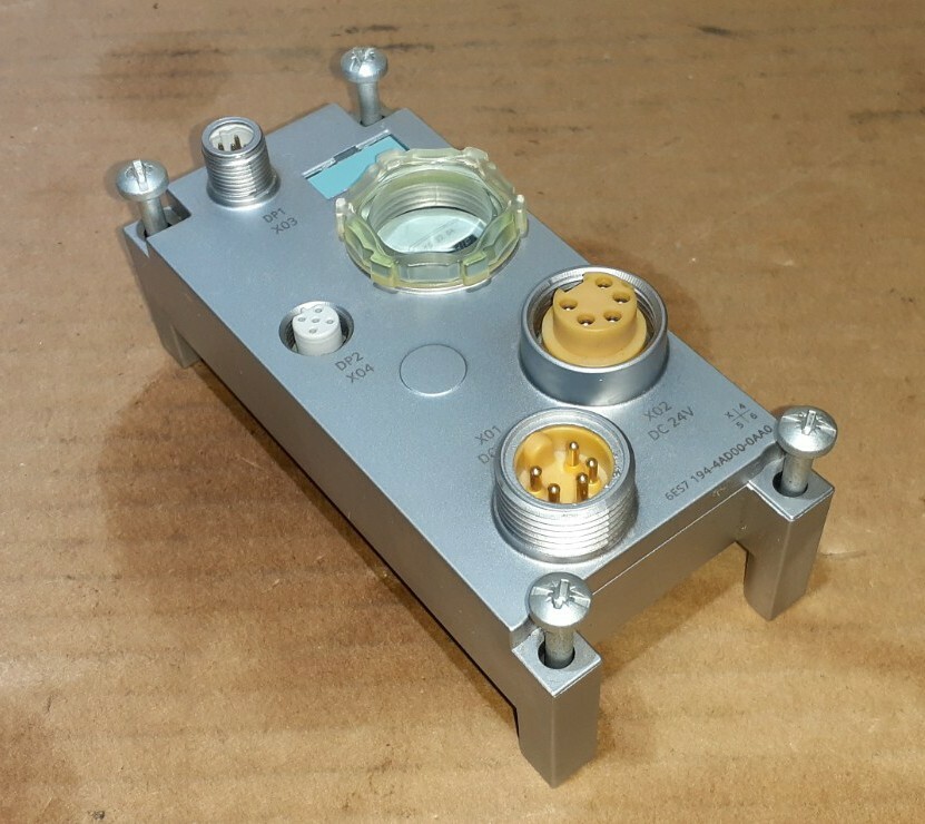 SIEMENS  6ES7 194-4AD00-0AA0  CONNECTING Module   Fast Shipping