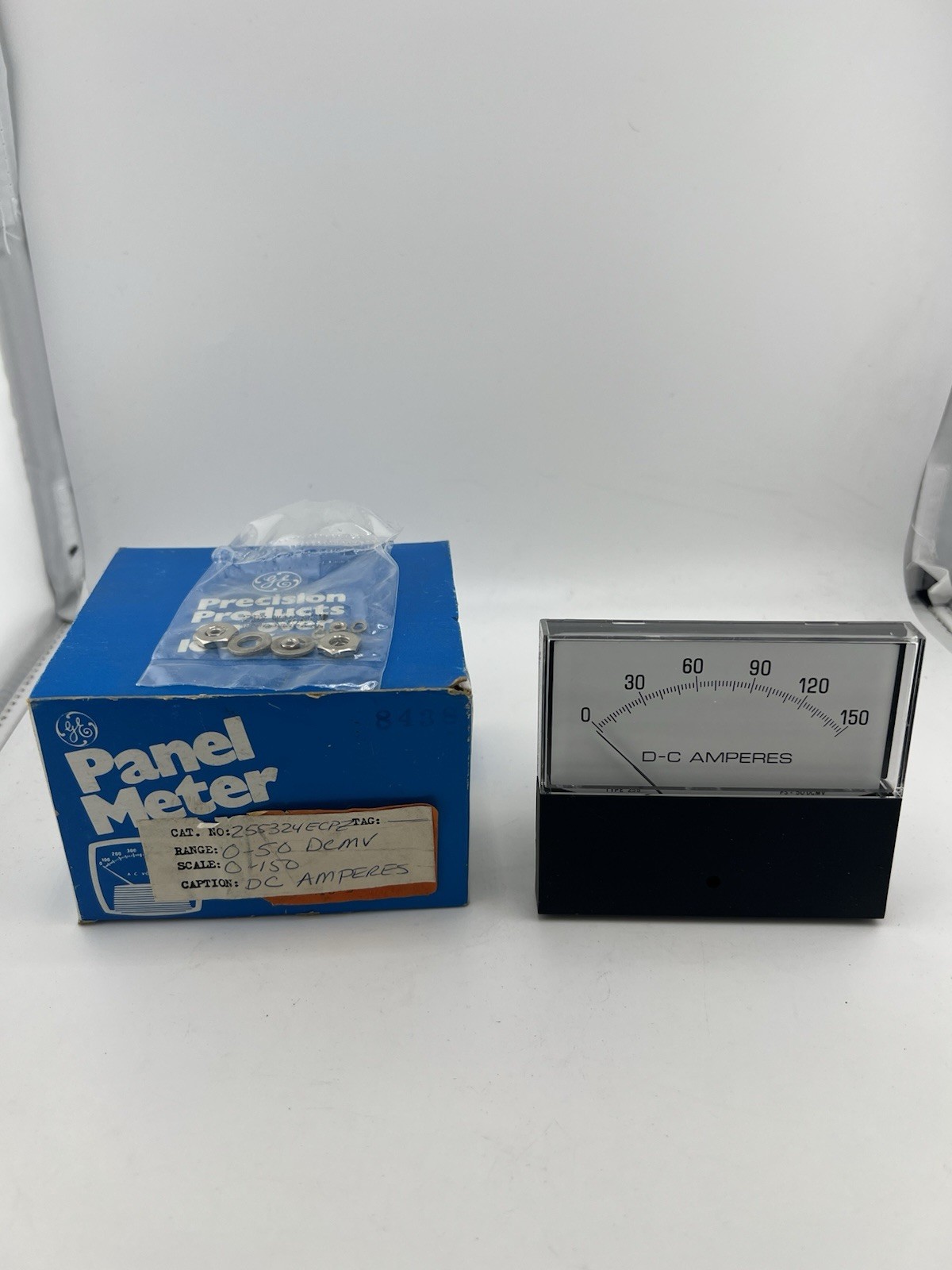 GE 255324ECP2 Panel Meter 0-150 DC Amperes 0-50mV NOS USA Qty 3 Available