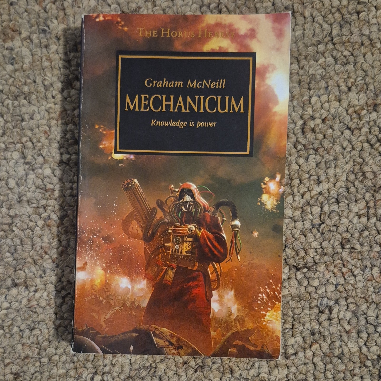 Black Library Warhammer 40K Horus Heresy Mechanicum Paperback Graham McNeill EN