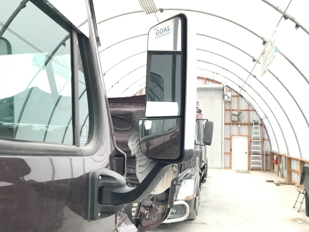 2008-2020 Freightliner CASCADIA POLY/CHROME Right/Passenger Door Mirror - Used