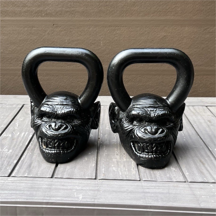 Onnit Primal Chimp 1 Pood Black Cast Iron Kettlebells Set of 2 (Retired Product)