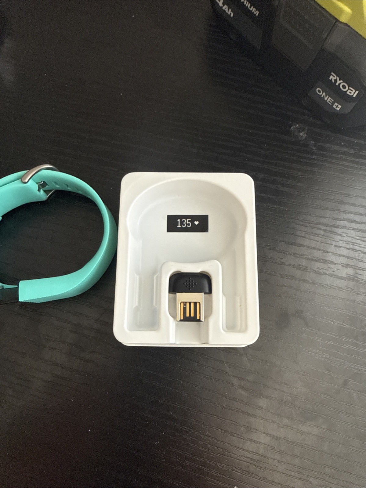 OEM Fitbit Wireless Sync Dongle USB And Green Band For HR