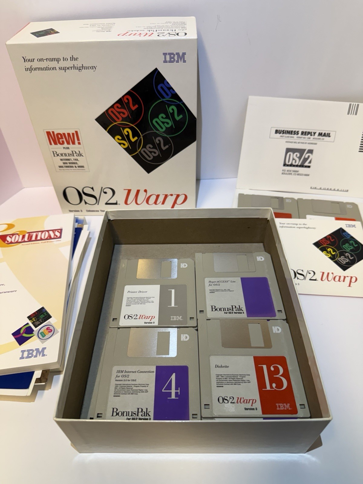 IBM OS/2 WARP Version 3 Plus BonusPak With Floppy Discs Red Spine