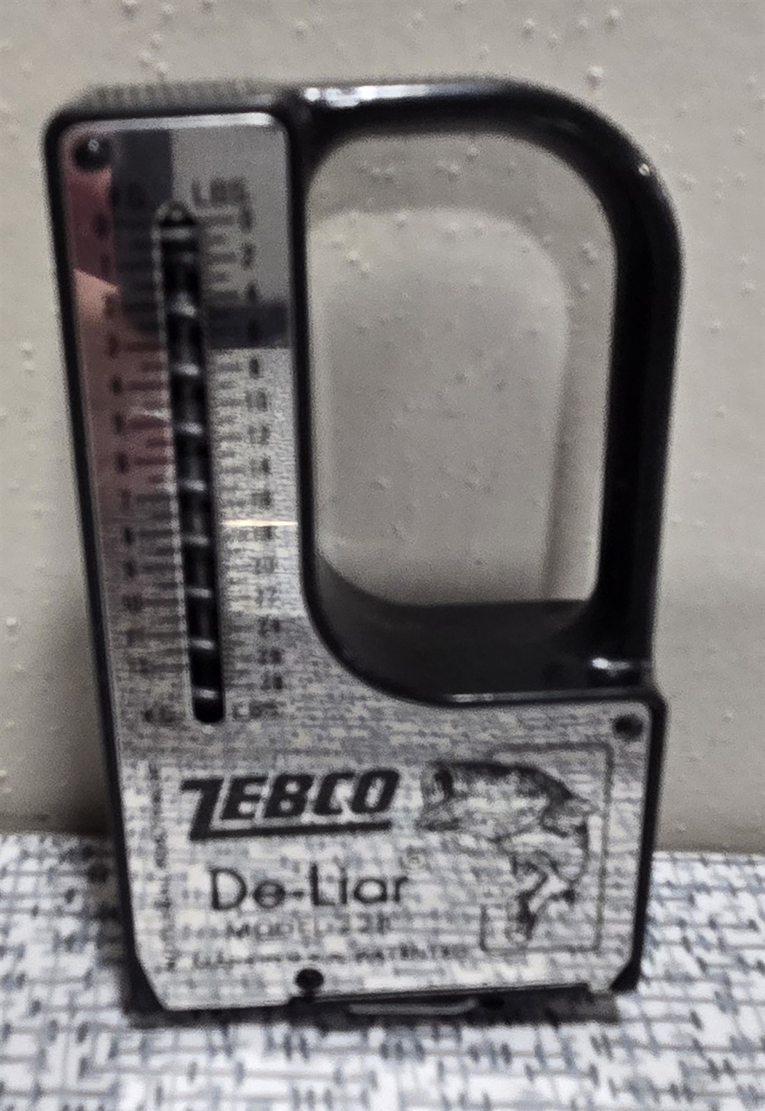 Vtg ZEBCO Fishing DE-LIAR Model 228 SCALE & TAPE MEASURE Combo USA