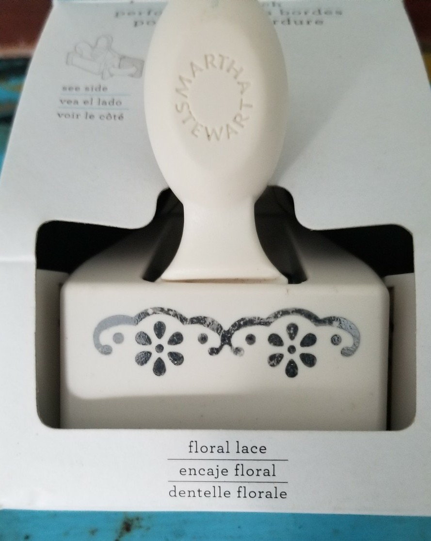 New Martha Stewart Floral Lace Edge Punch 42-40093