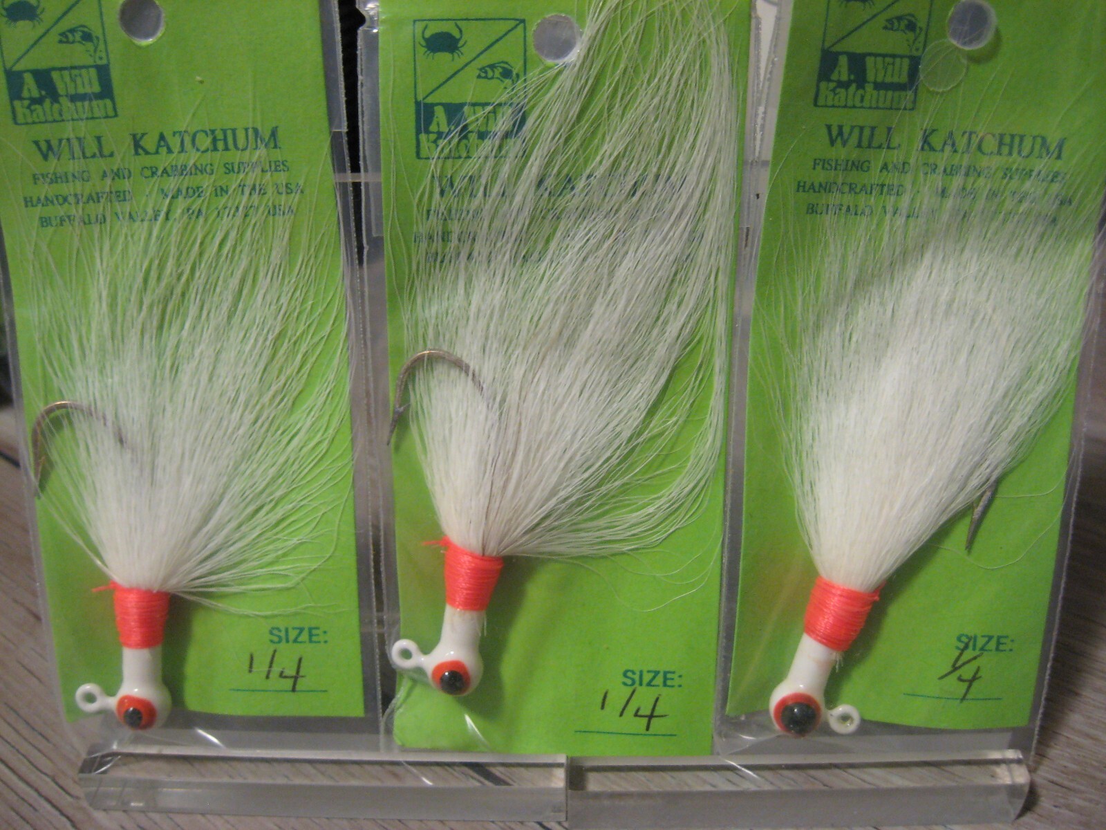 3 Katchum 1/4 Oz Popeye Fishing Jigs White Bucktail Orange Wrap Orange Eyes