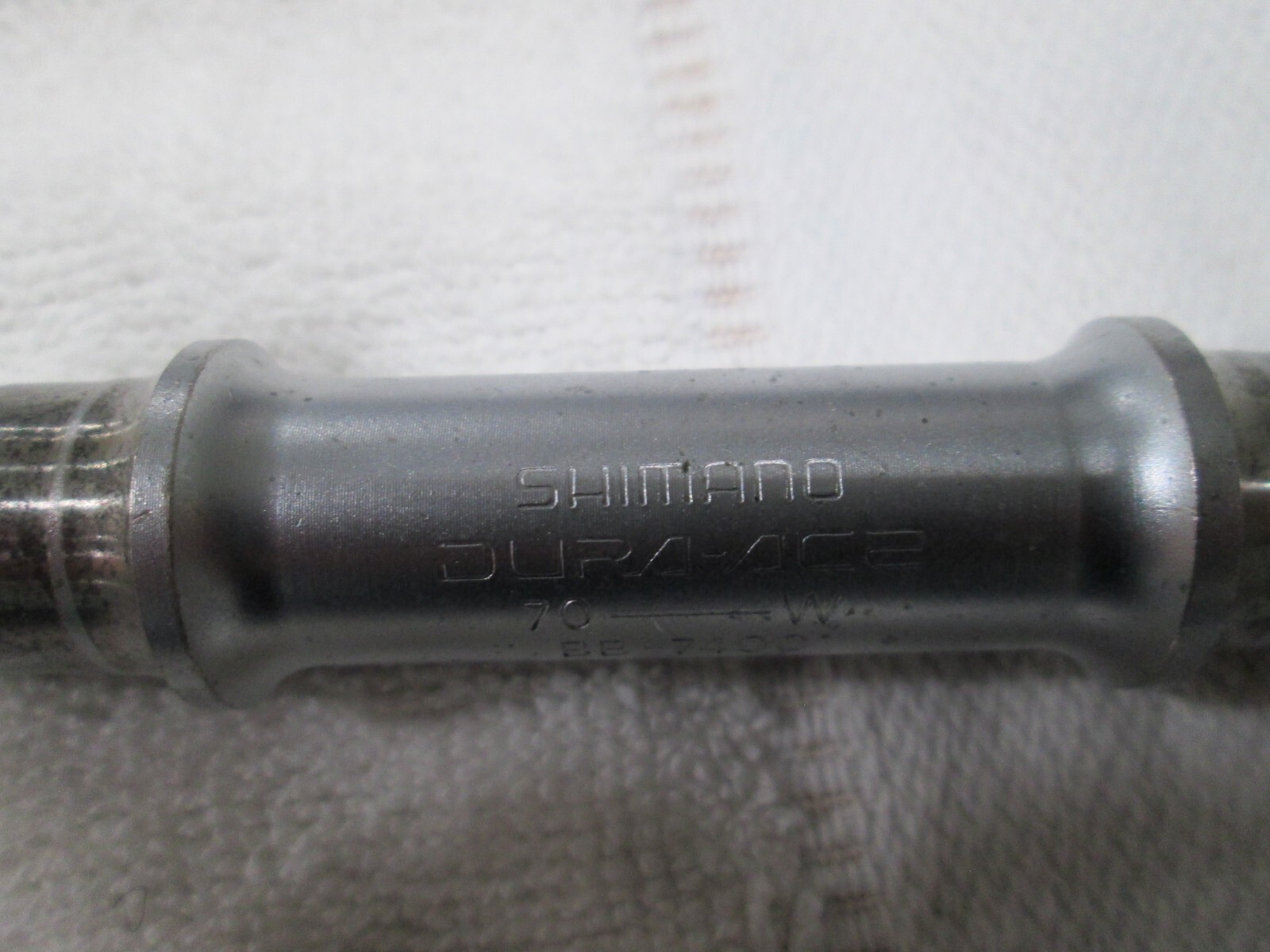 NOS Shimano Dura-Ace 7400 bottom bracket  axle- 70x113 hollow