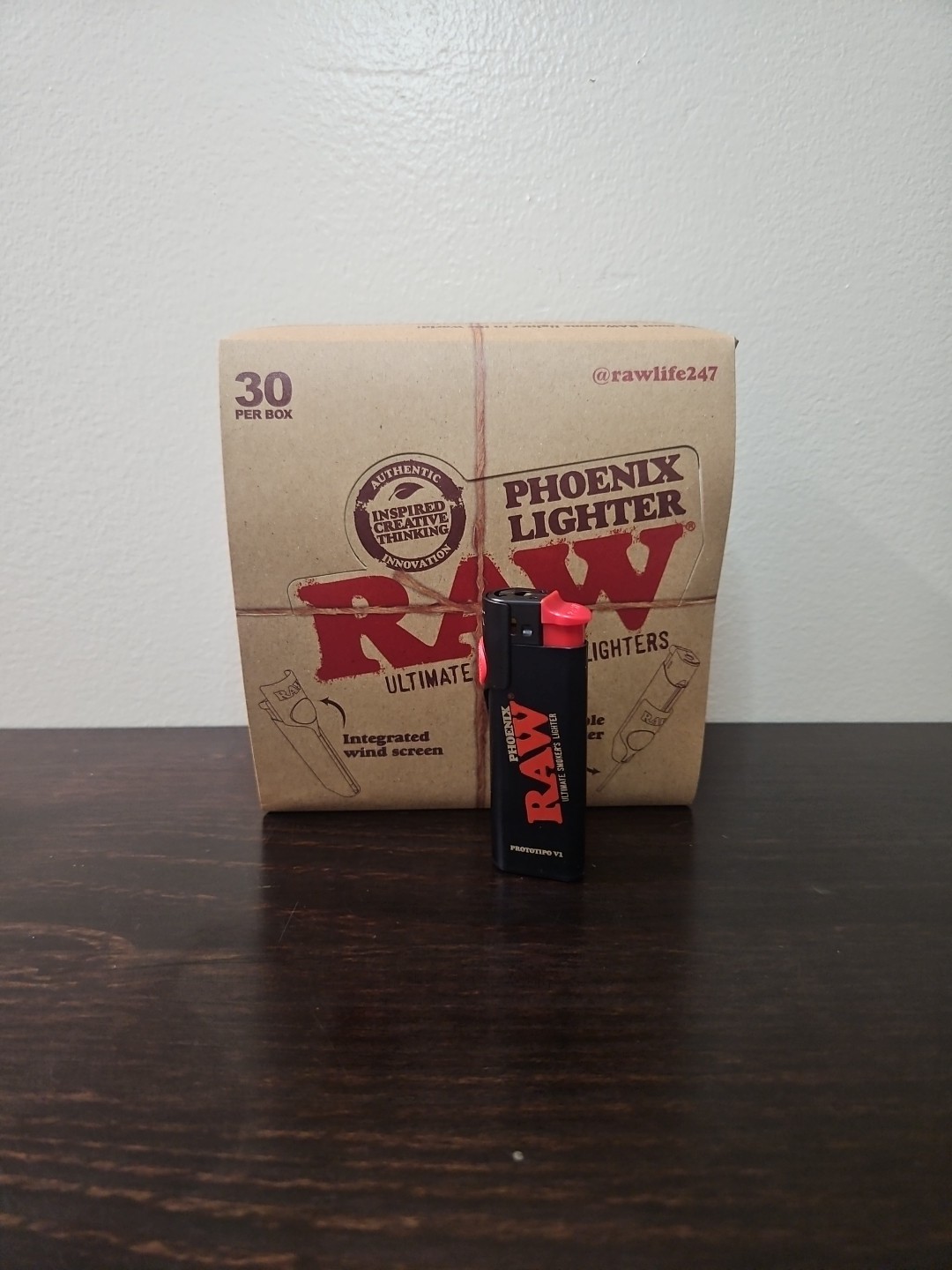 Raw Black Phoenix Poker Lighter (1 Piece)