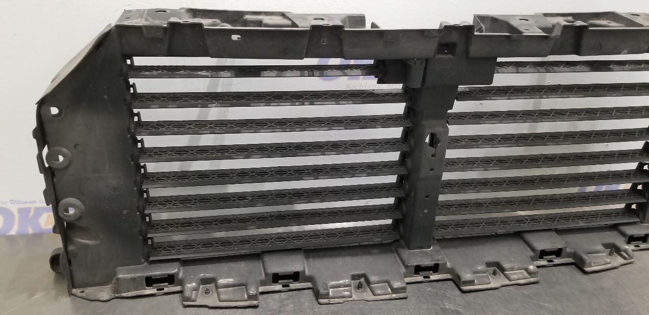 23 FORD F150 UPPER AIR SHUTTER 5.0L