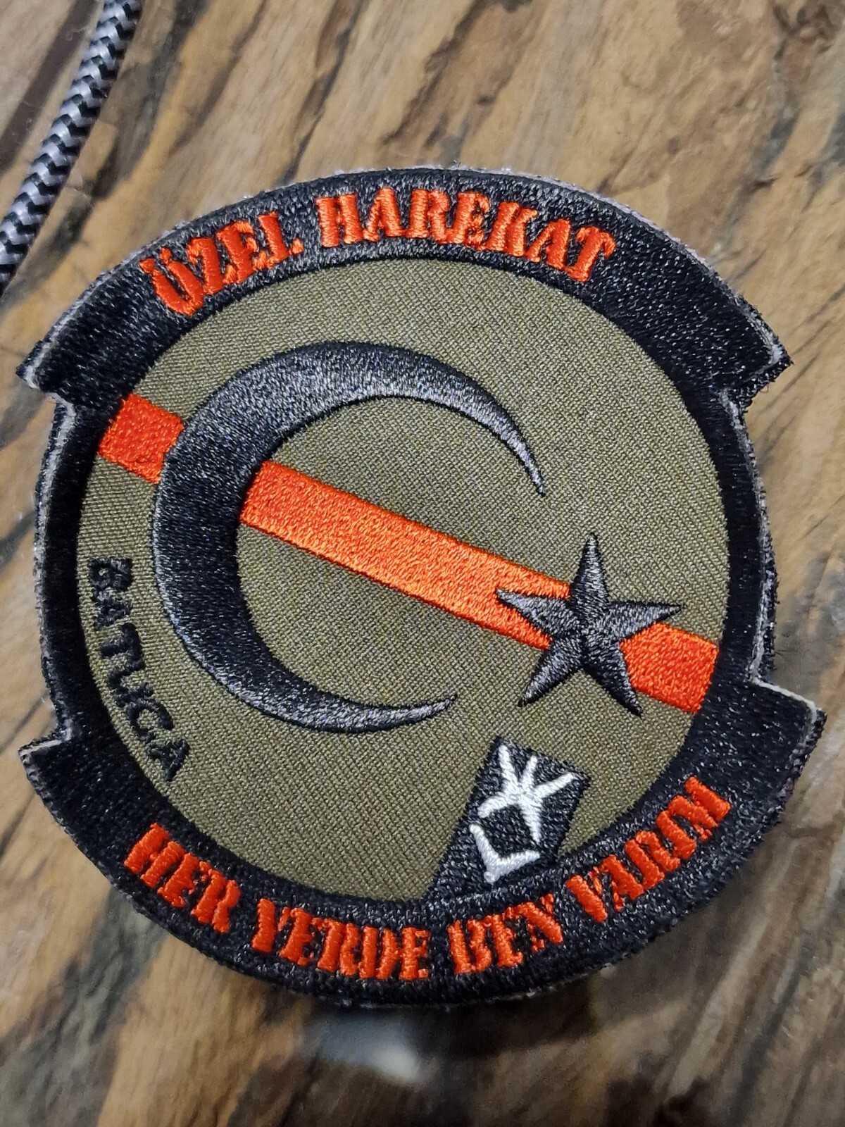 TURKISH FLAG PATCH COMMANDO SPECIAL UNIT (OIL HAREKAT) 8CM DIAMETER