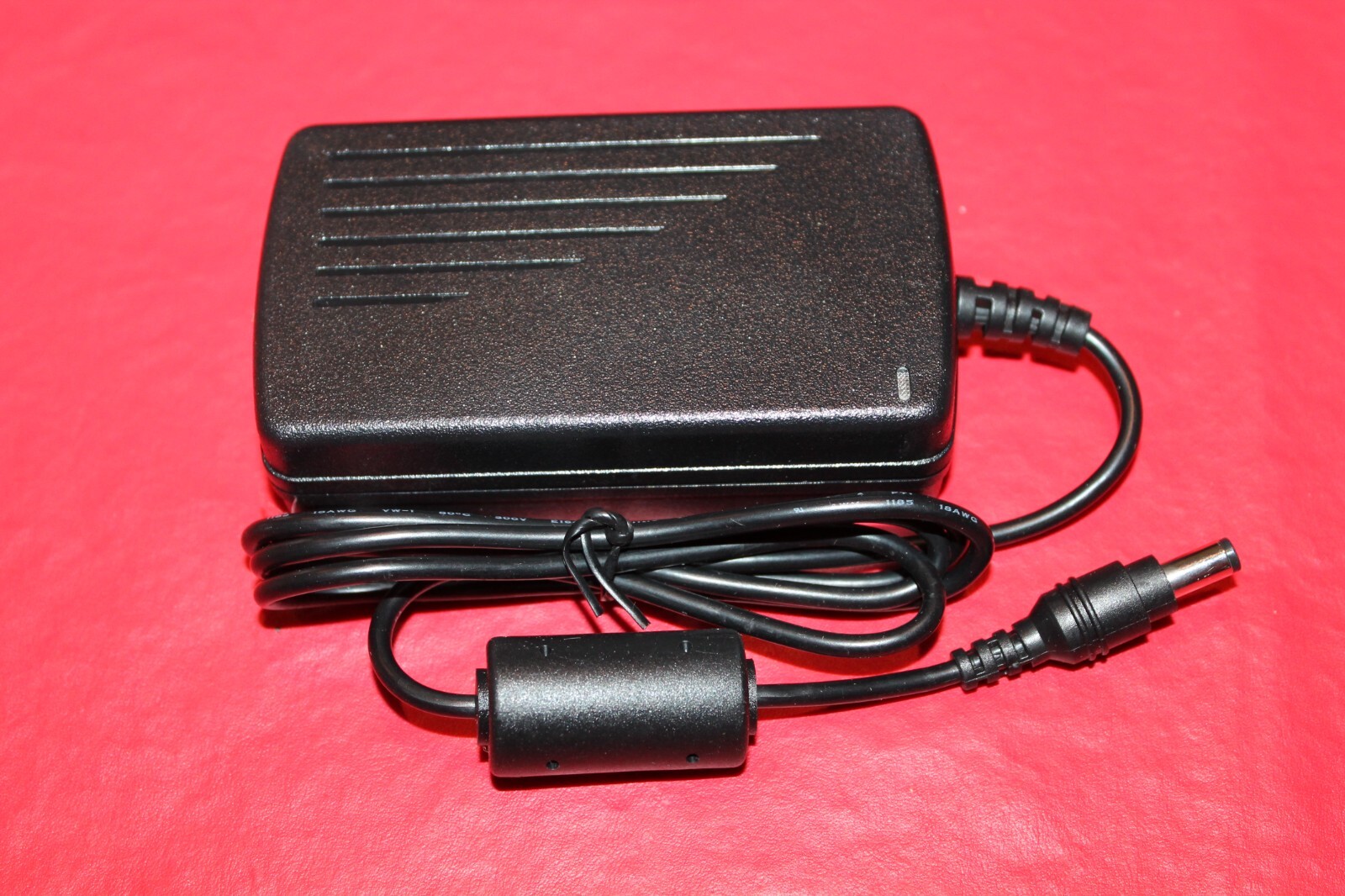 Electrovaya Tablet Power Adapter HP0D042D03 Model EA1060B