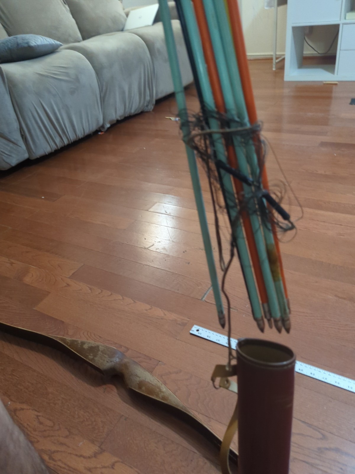 Vintage Ben Pearson Deerslayer 7300 58” bow