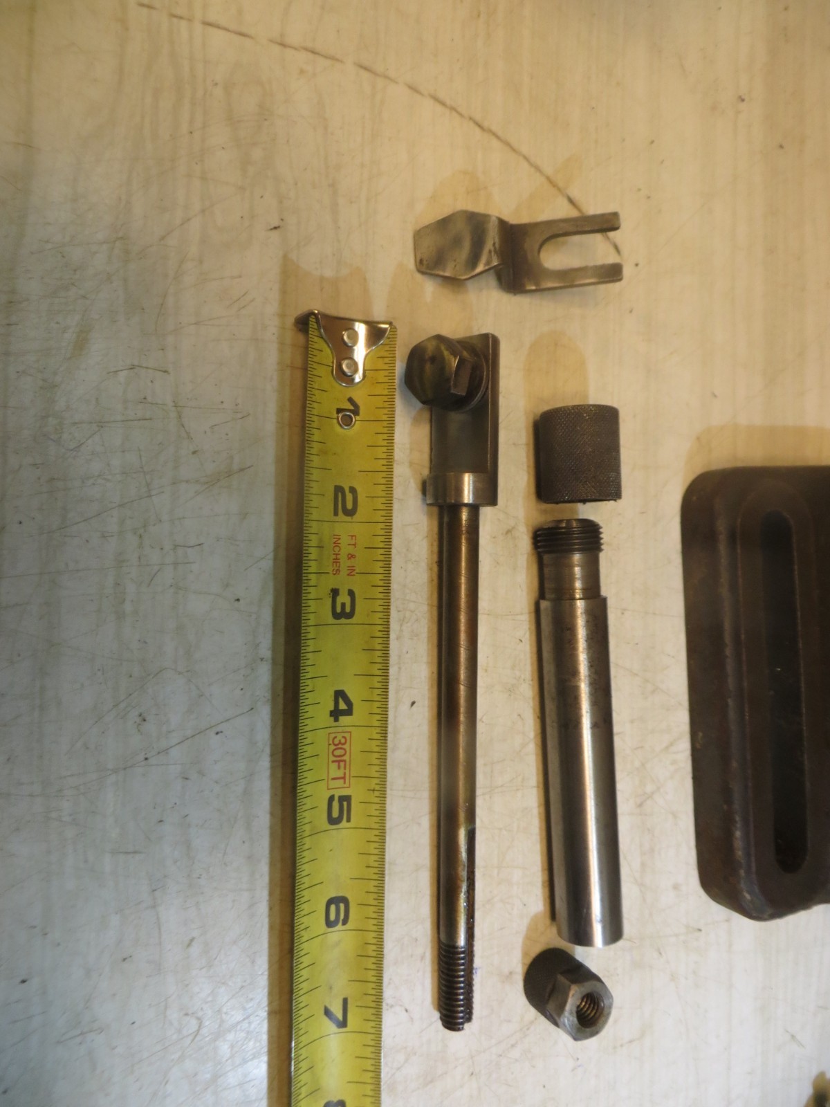 TOOL & CUTTER GRINDER FINE ADJUSTABLE FEED FINGER STOP
