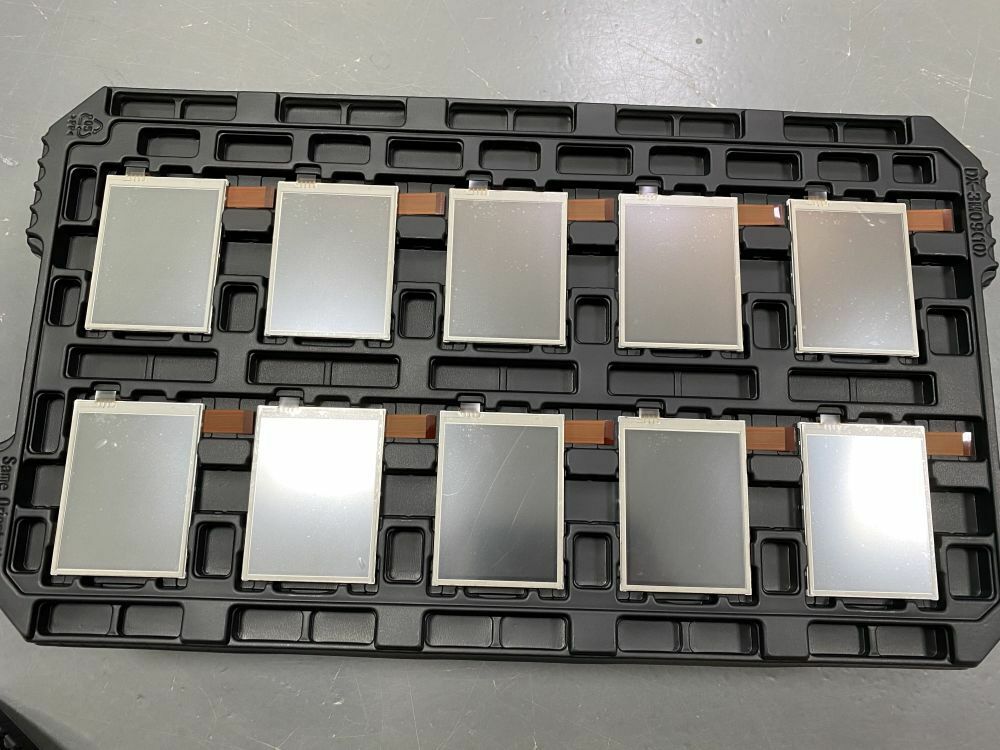 1PCS NEW 2.2INCH LCD Display Panel  COM22H2N81DLC  With 90 days warranty