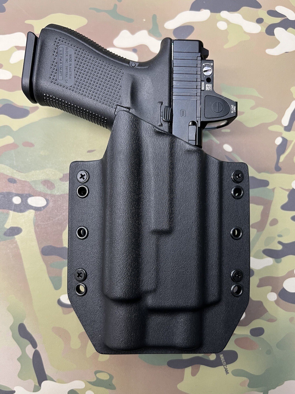 Black Kydex Holster for Glock 19 Olight PL-3 Valkyrie