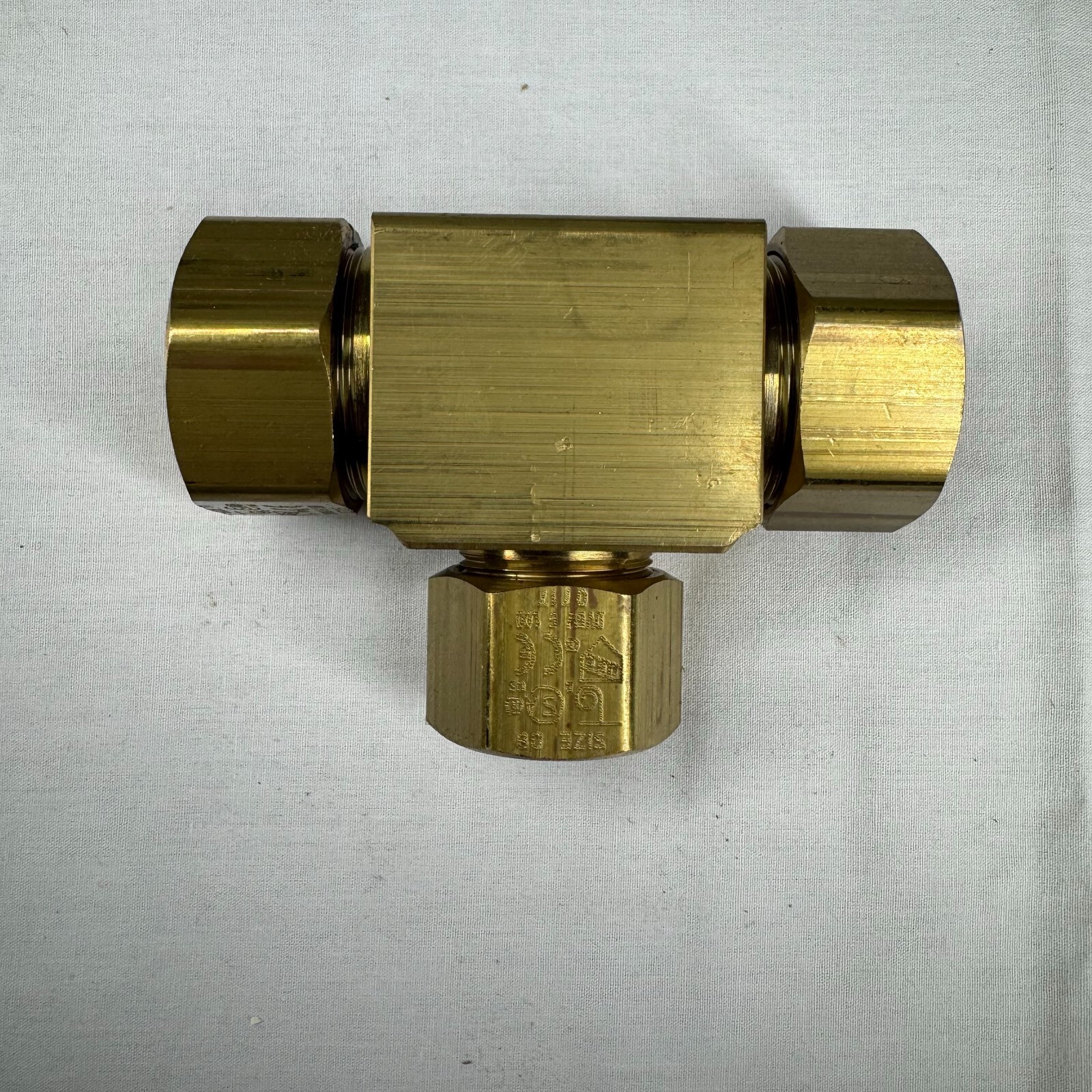 GASTITE XRT-11-11-8-6 3/4 X 3/4 X 1/2 TEE QTY 6