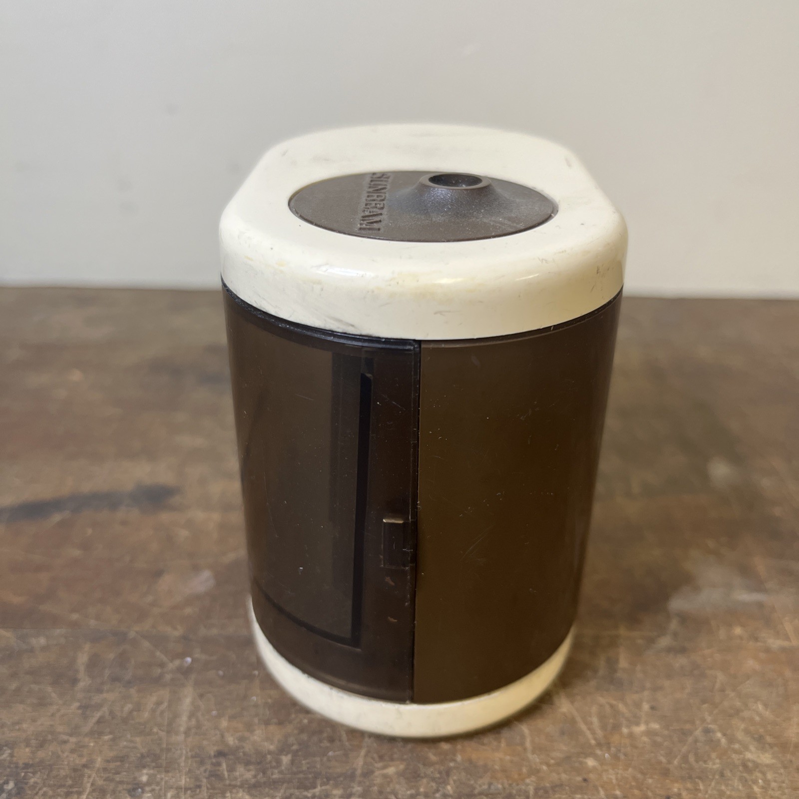 Sunbeam Mr Sharpy Electric Pencil Sharpener 37-1A