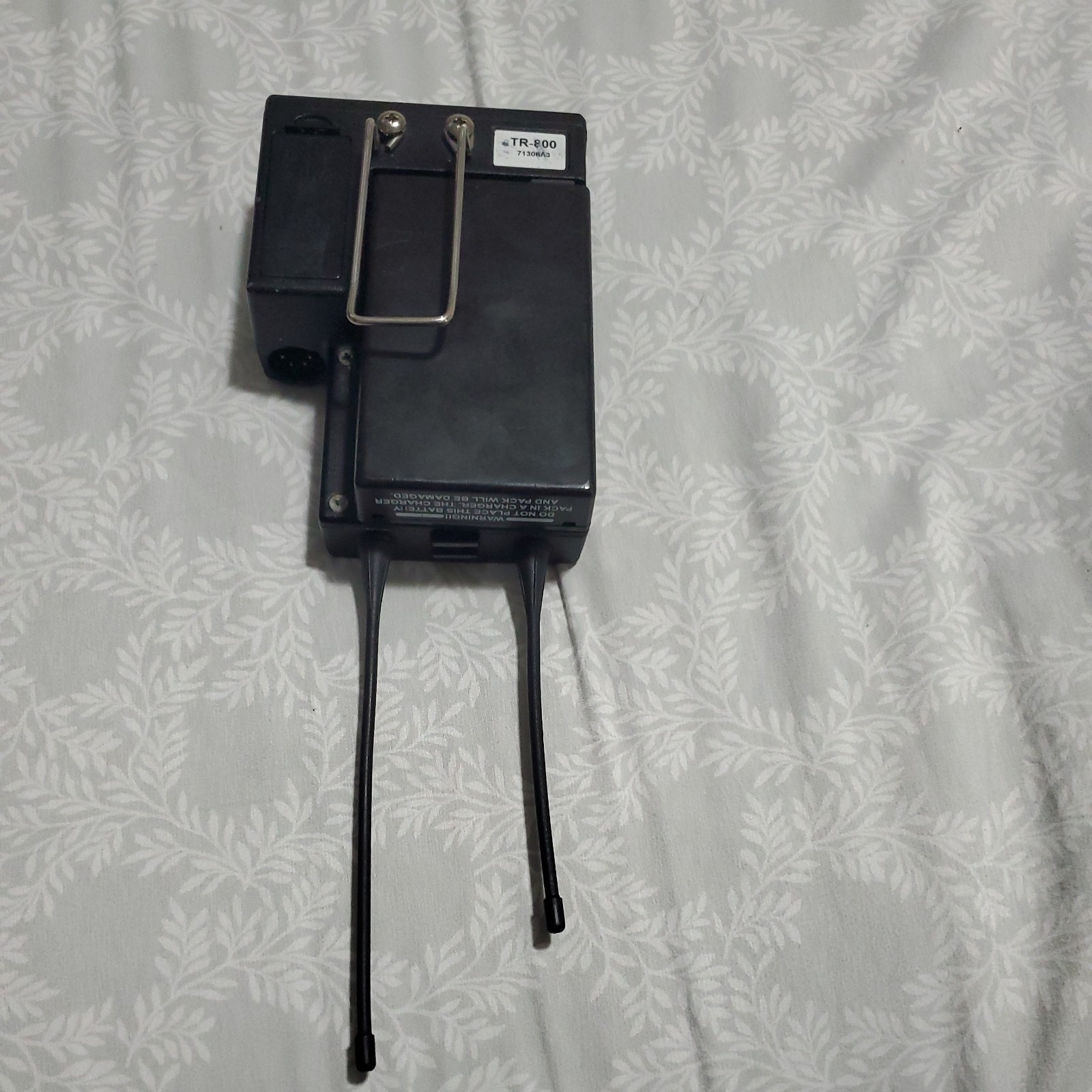 RADIOCOM TR-800 WIRELESS BELTPACK TRANSCEIVER