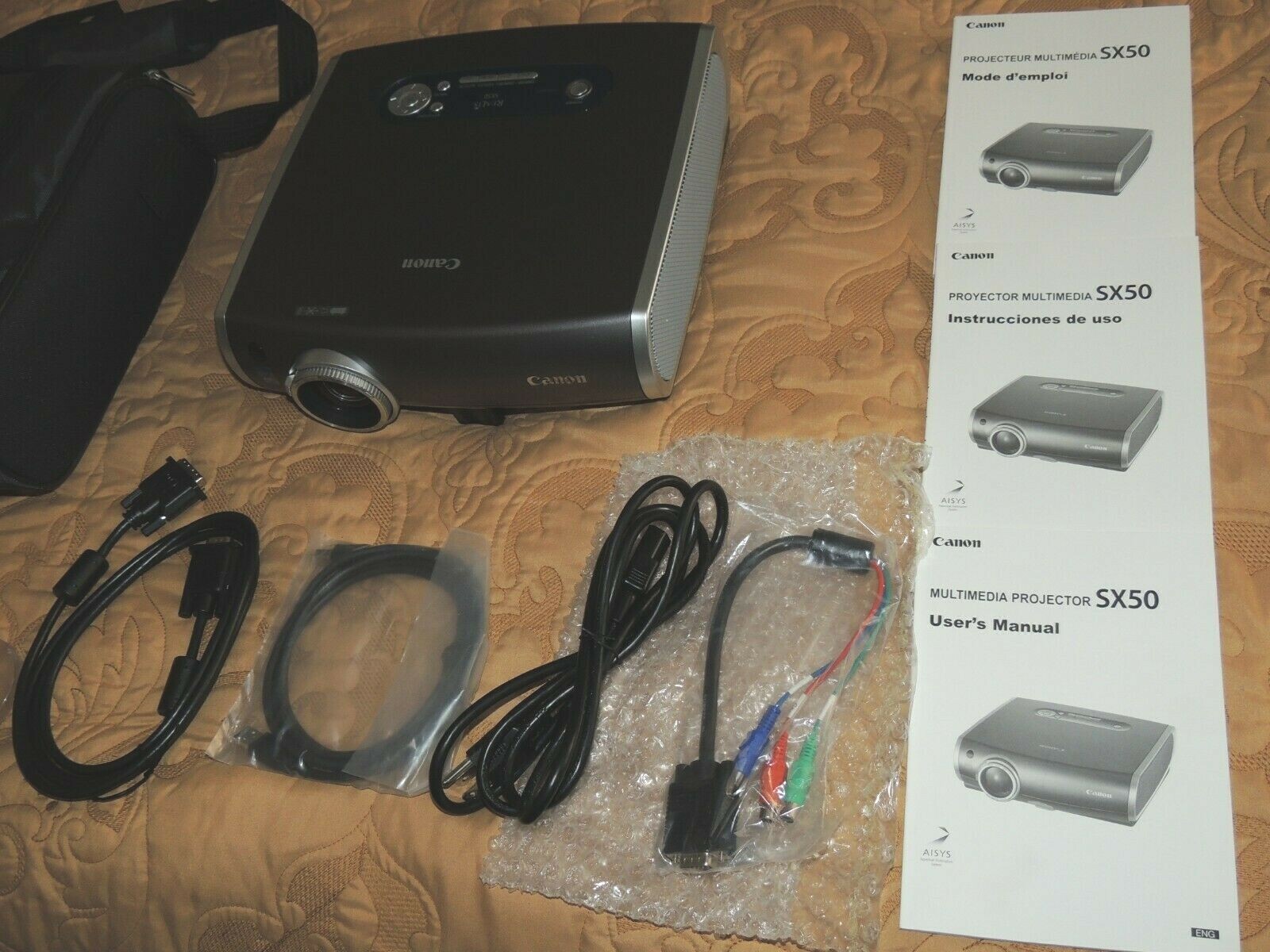 Canon REALiS SX50 Multimedia Data Projector with Case Japan