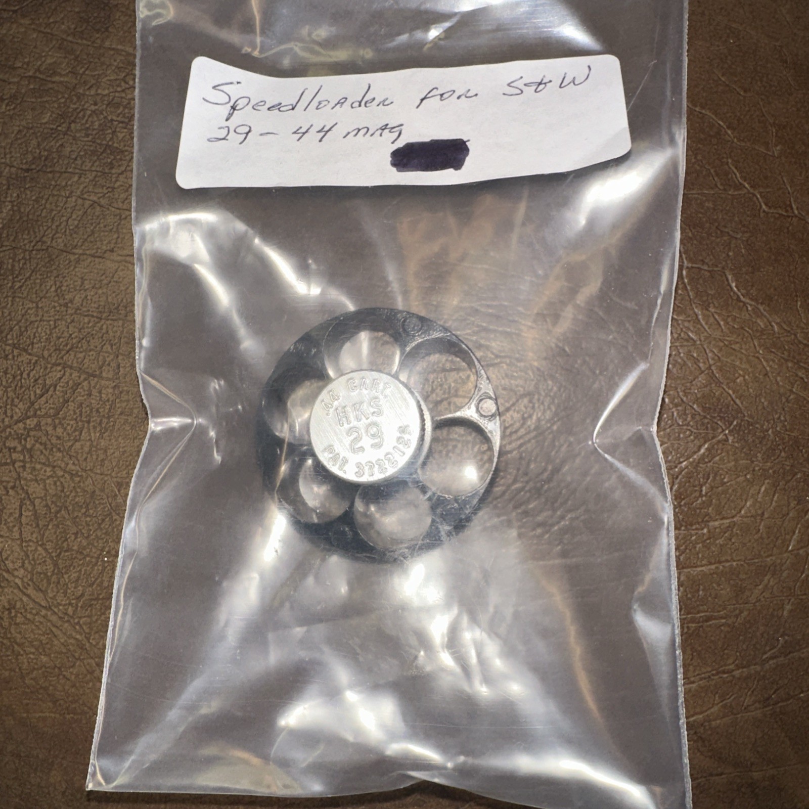 HKS Speedloader for Smith&Wesson model 29  44 Mag Dirty Harry!
