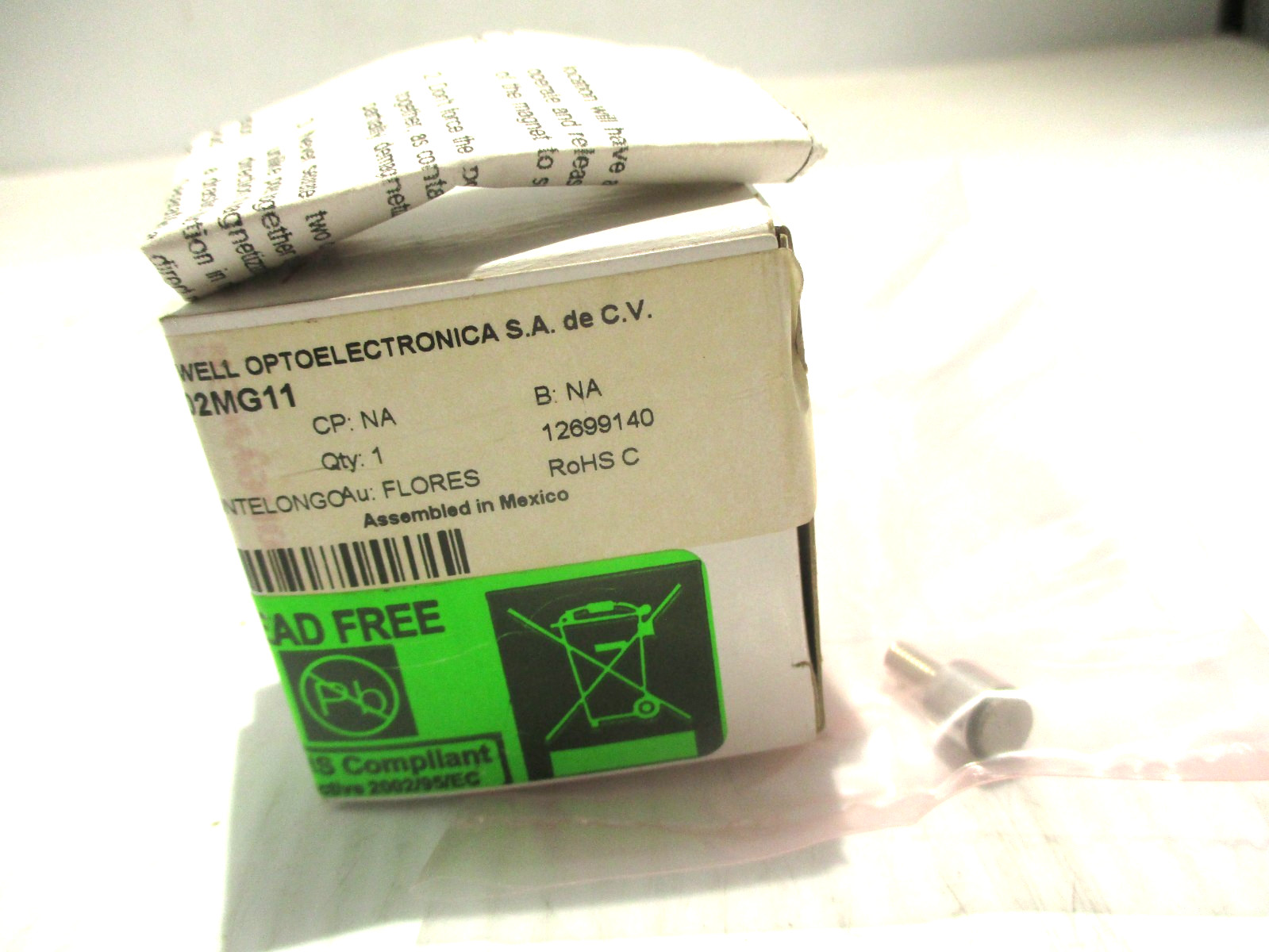 NEW HONEYWELL 102MG11 MAGNET SENSOR