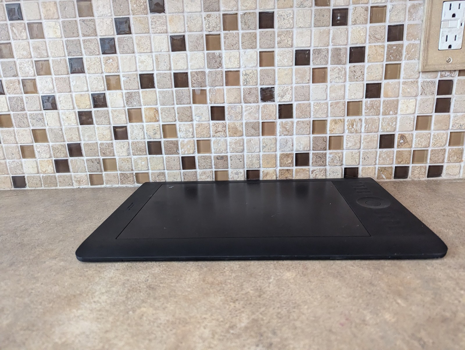WACOM PTH-650 PTH650 INTUOS 5 TOUCH MEDIUM GRAPHICS TABLET