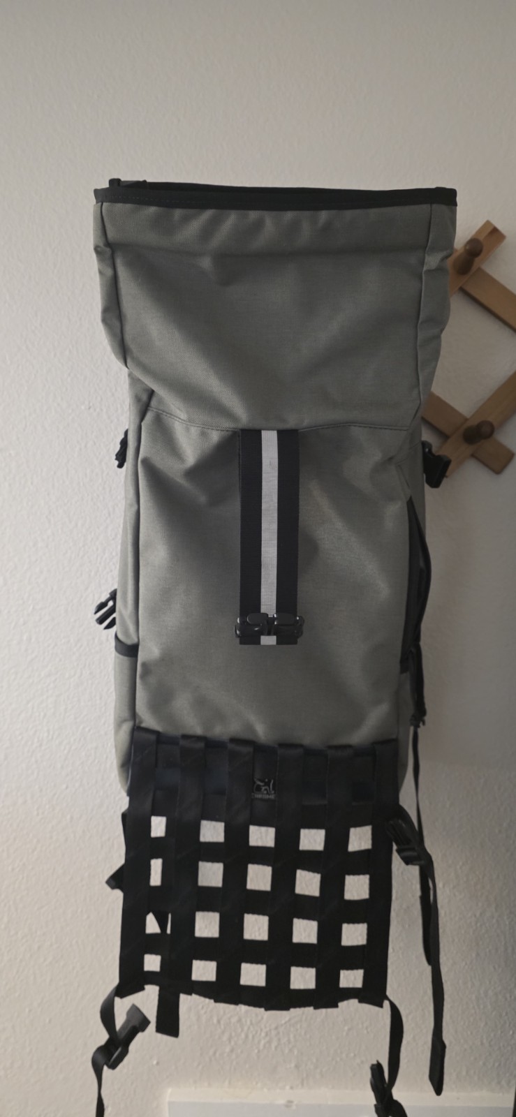 Chrome Cycling Backpack Gray Black Reflective Accents Adjustable Straps