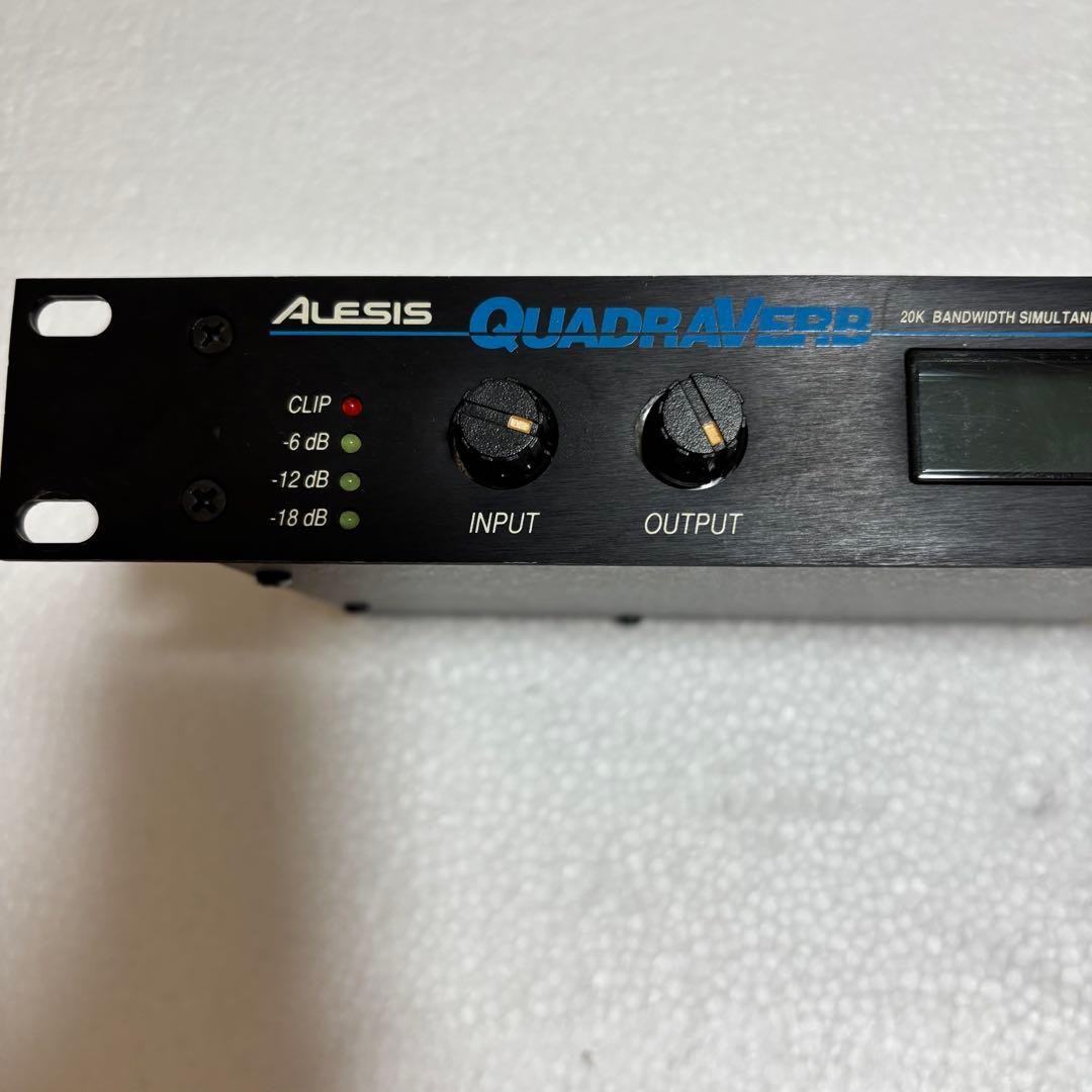 ALESIS QUADRAVERB 651007