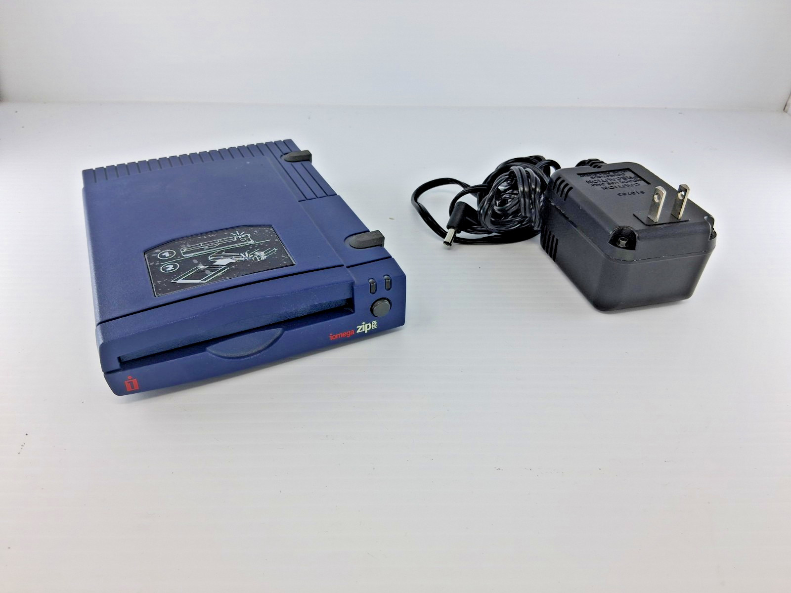 Iomega Zip 100 External Parallel Port Drive Z100P2 w/ Power Adapter