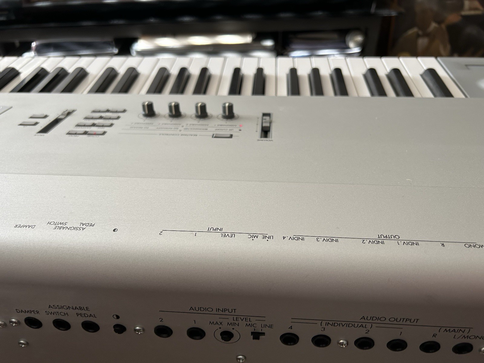 Korg Triton Pro x 88-Key Digital Synthesizer with Weighted Keyboard