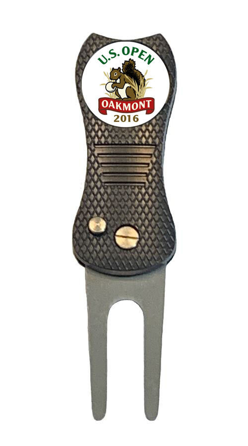 2016 US Open Oakmont Golf Ball Marker w/ Premium Switchblade Divot Tool