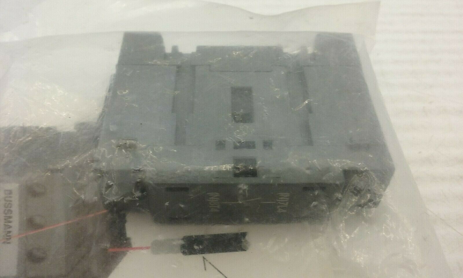 BUSSMANN CDS32P POWER POLE CONTROL SWITCH PANEL MOUNT 40A CDNF16...32 NIB