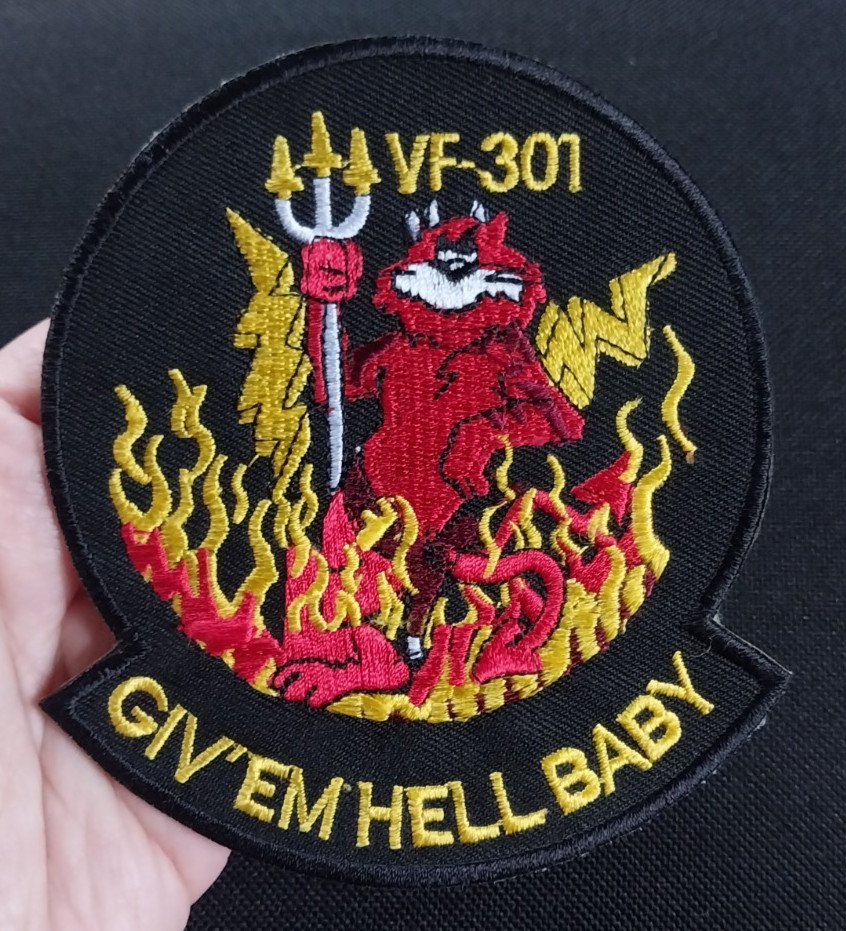 US NAVY TOMCAT DEVILS GIV'EM HELL BABY VF-301 Embroidered Military Biker PATCH