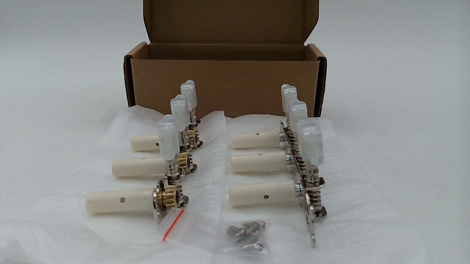 Guitar Tuning Pegs Machine Heads Tuning Keys Tuners For Classical Guitar 3L3R