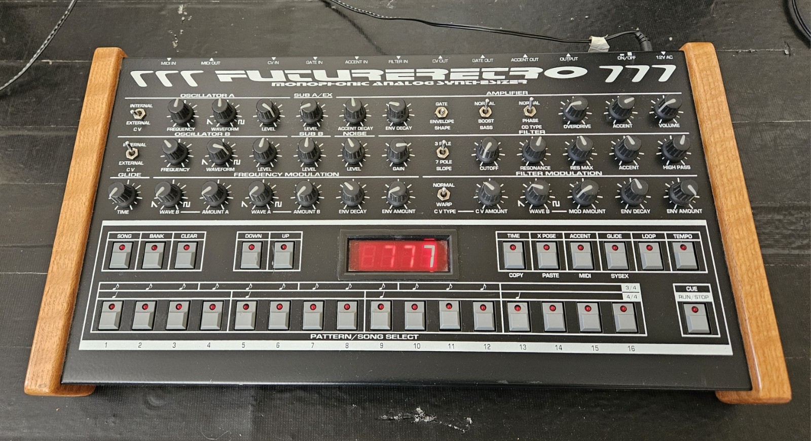 Future Retro 777 Analog Synth
