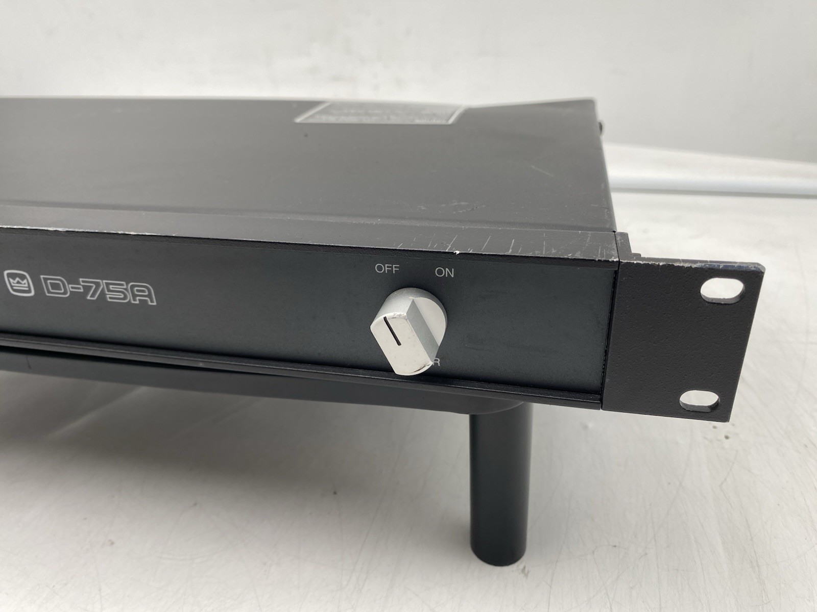 Crown D-75A 2-Channel Power Amplifier