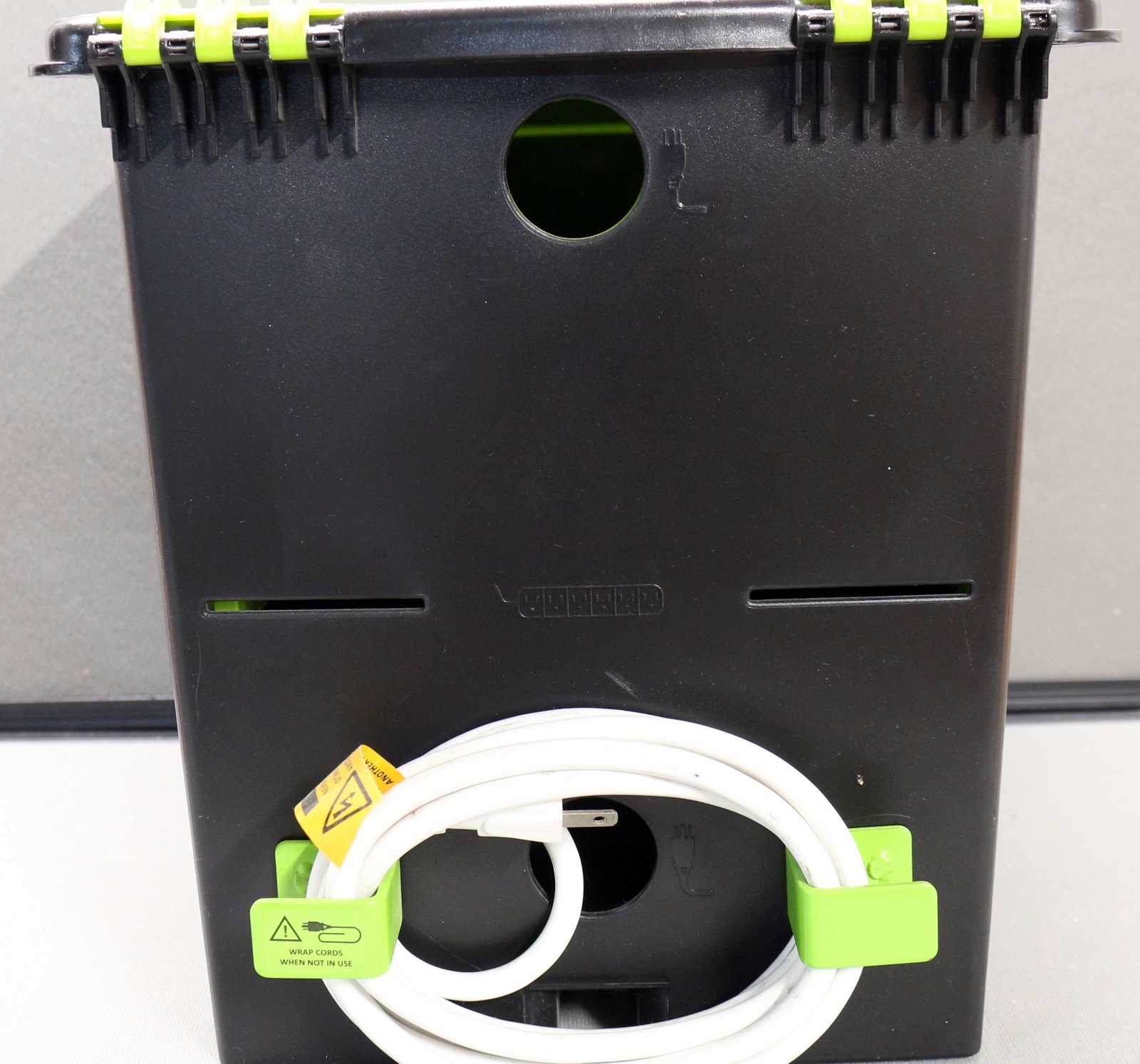 Copernicus 6 slot Charging Tech Tub for Tablets, Laptops