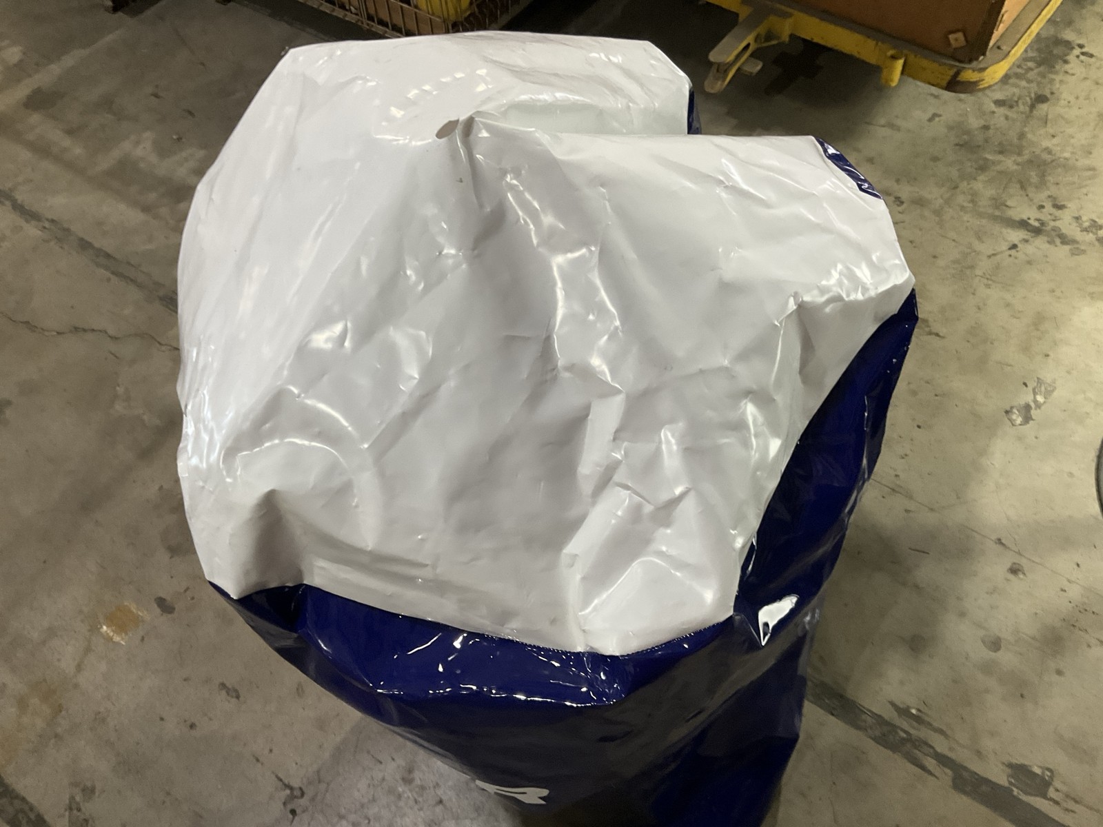 Cooper Tire STACK-COVER Wheel Protector Cover, 43" Tall X 28" Diameter
