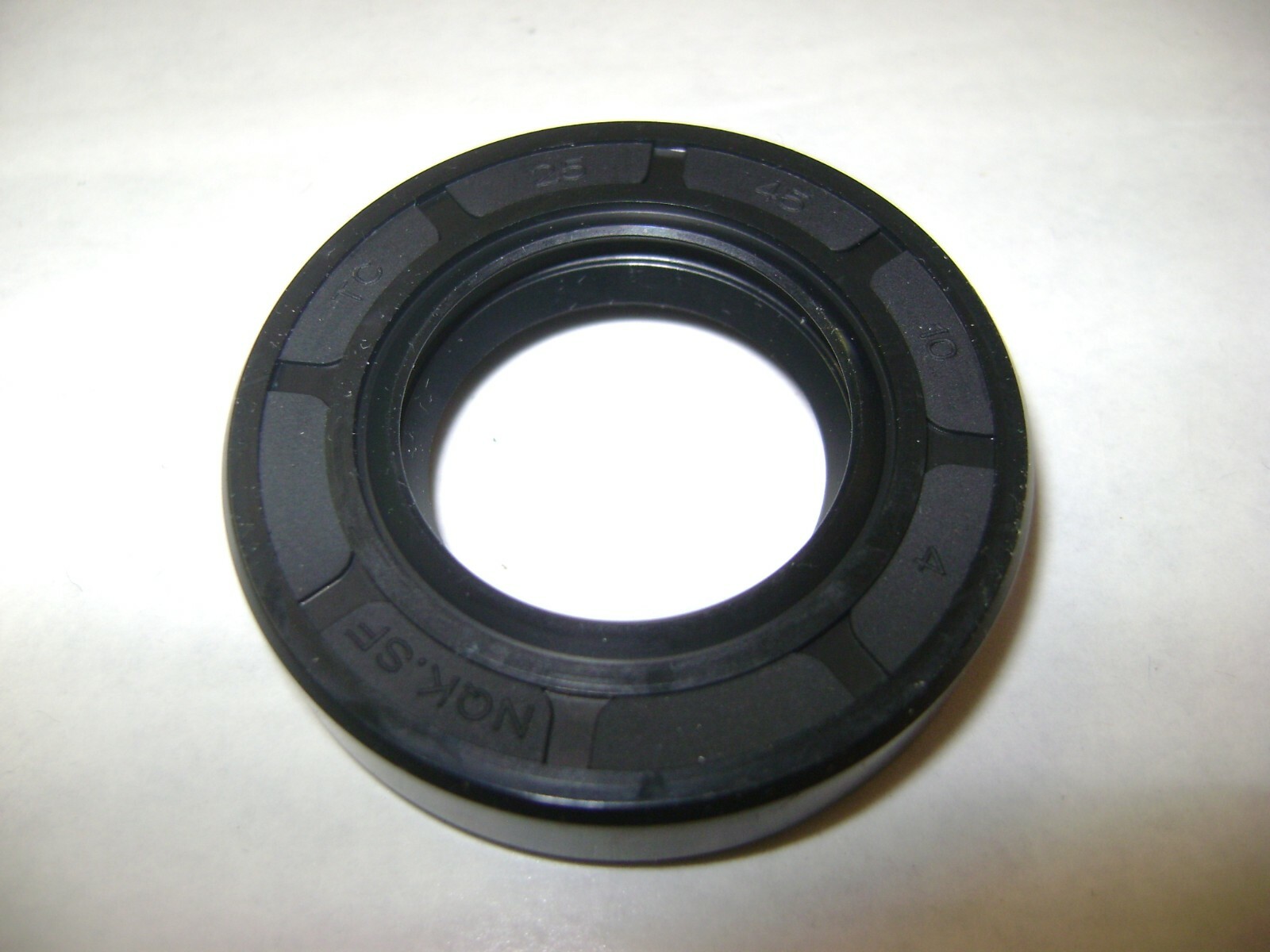 NEW TC 25X45X10 DOUBLE LIPS METRIC OIL / DUST SEAL 25mm X 45mm X 10mm