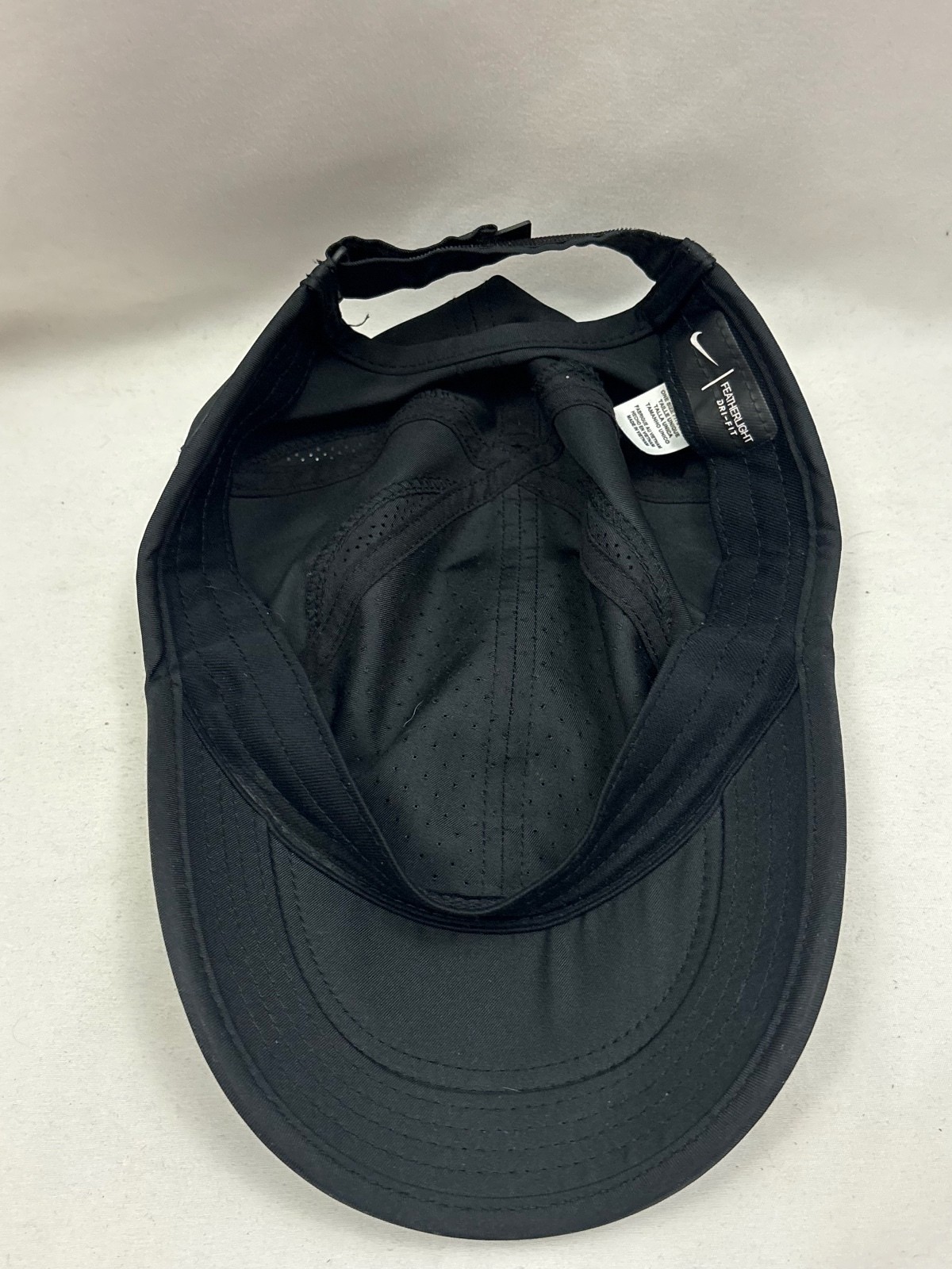 Nike Featherlight Black Dri-FIT Adjustable Baseball Cap Hat