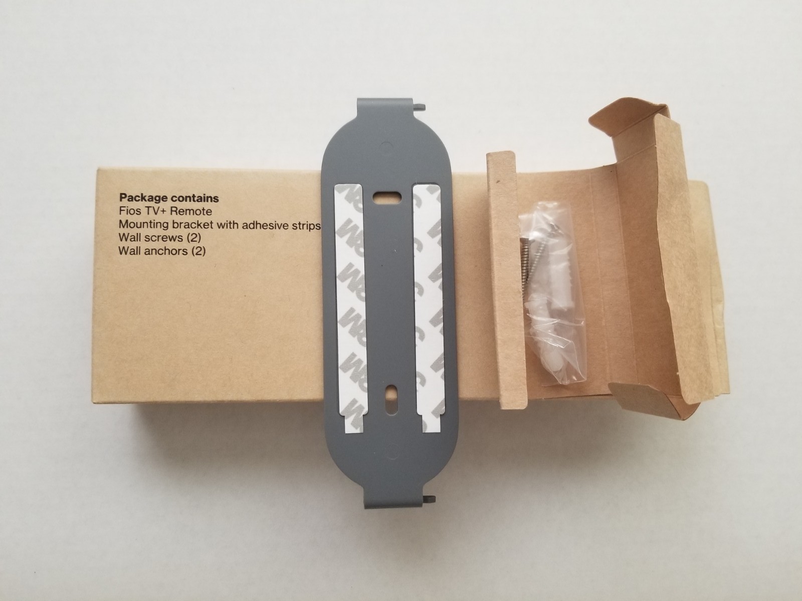 Verizon Remote, Accessories & Mounting Hardware Included