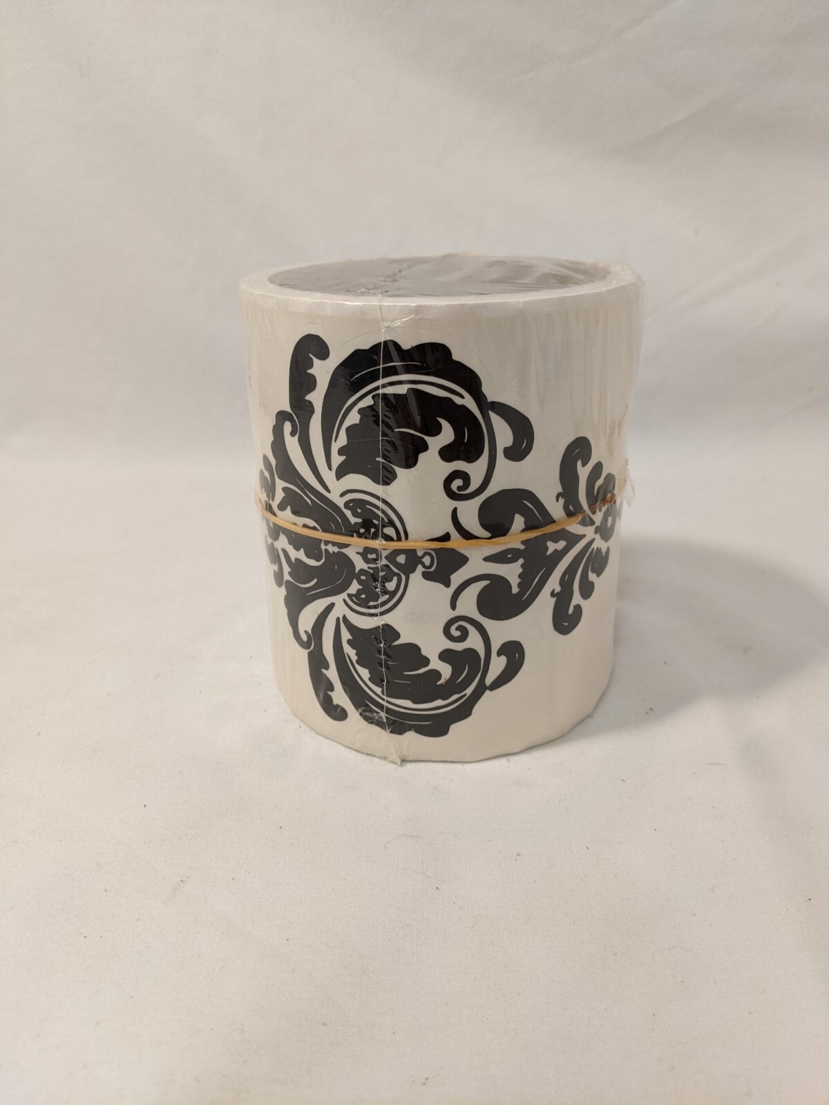 Advantus CLEAR AND BLACK DAMASK STICKER ROLL HS64203 rolled Stickers Decor Art