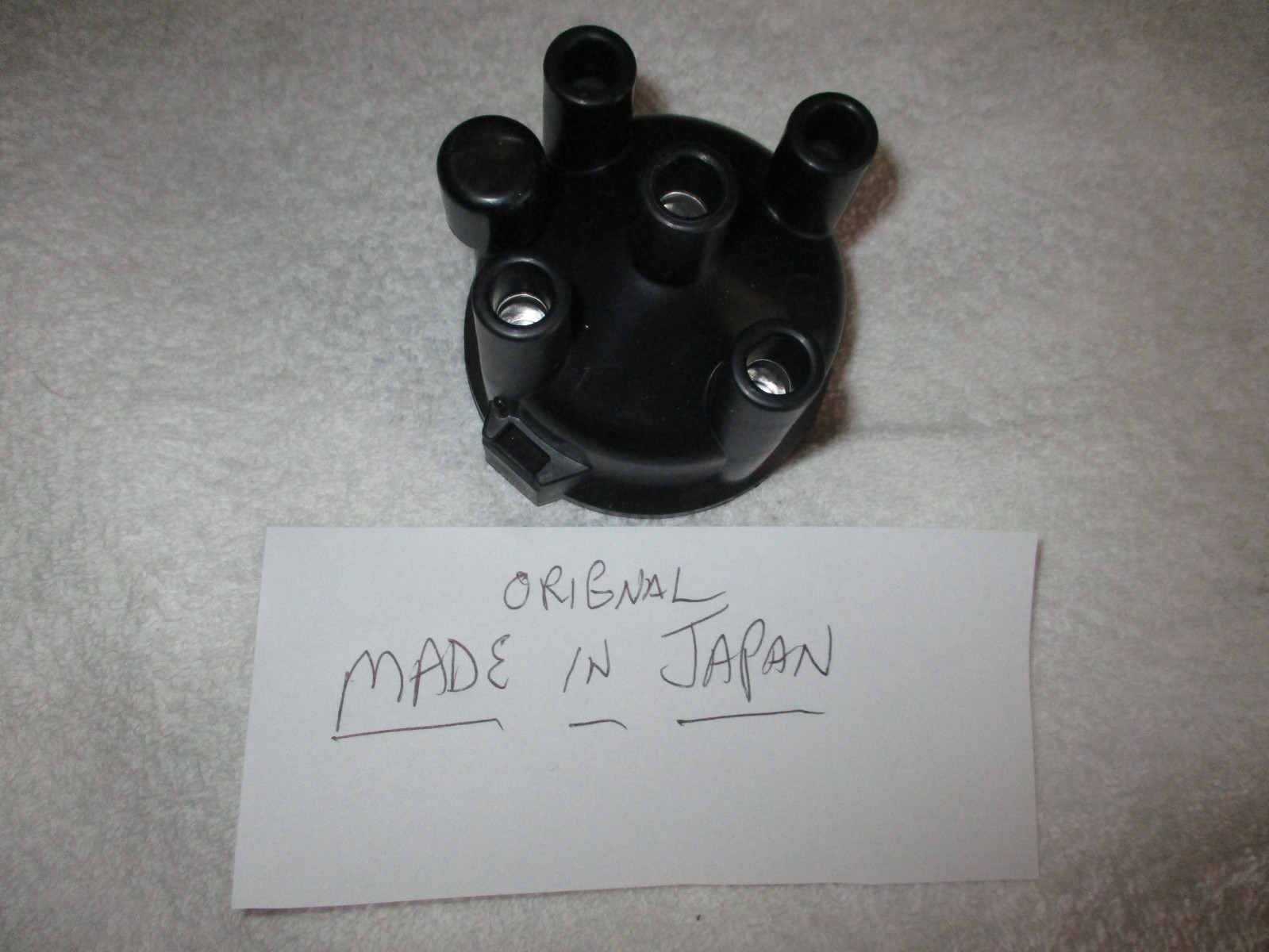 MITSUBISHI MADE in JAPAN 4G63 CLIP DOWN DIST CAP NEW   CLARK  CAT HYSTER  MITSU